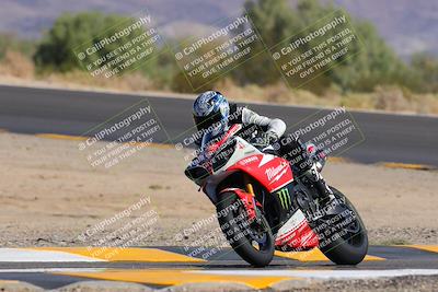 media/Oct-08-2022-SoCal Trackdays (Sat) [[1fc3beec89]]/Turn 10 (945am)/